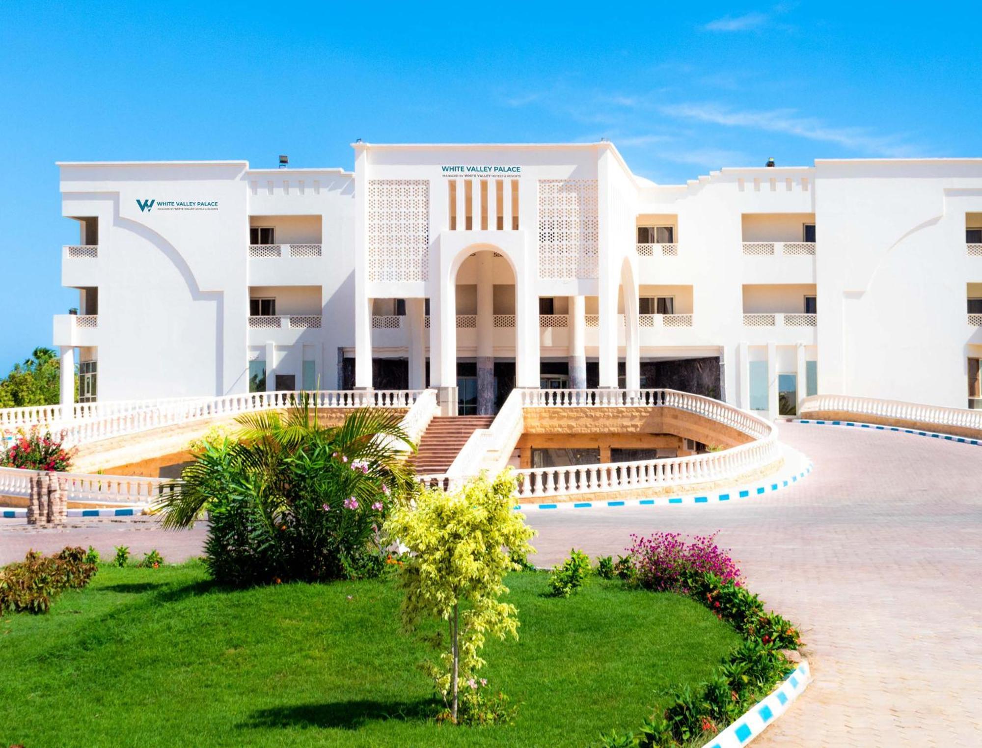 The Palace Beach Hotel Hurghada Exterior photo